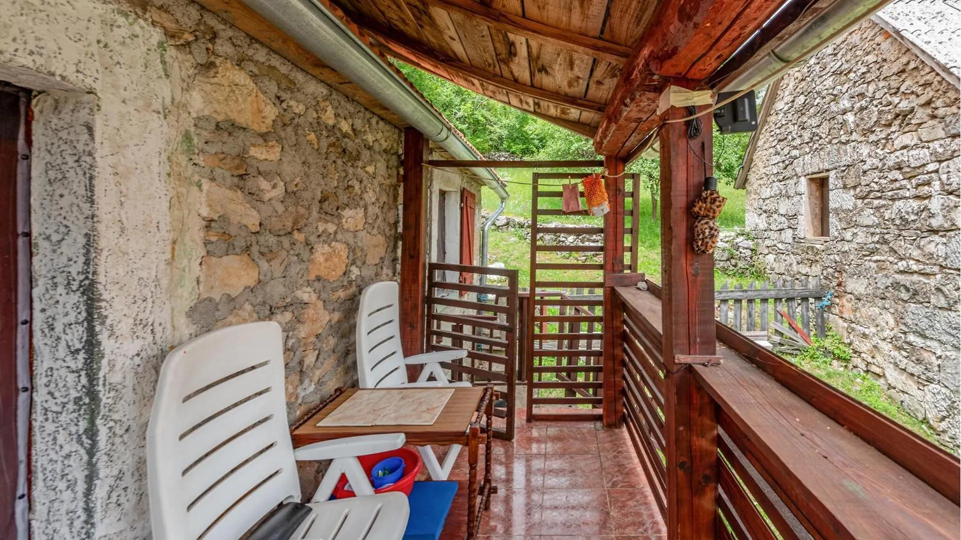 Casa de Férias Pine Hill Holiday House Gračac Croácia
